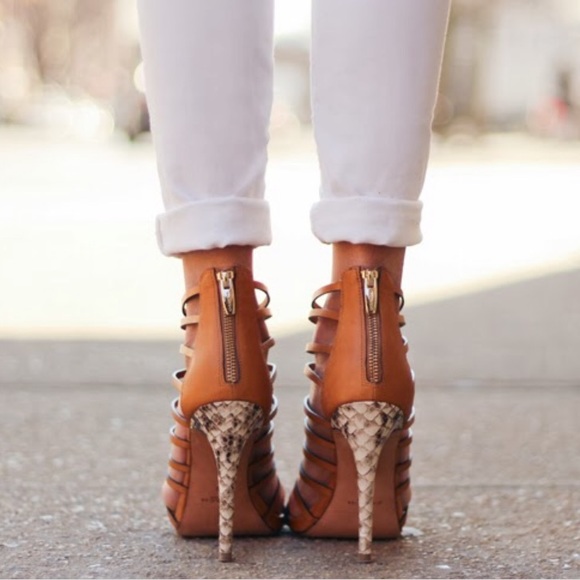 Coach Josey Heel - Picture 5 of 5